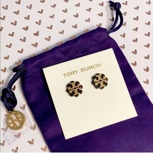 Logo Flower Resin Stud Earring